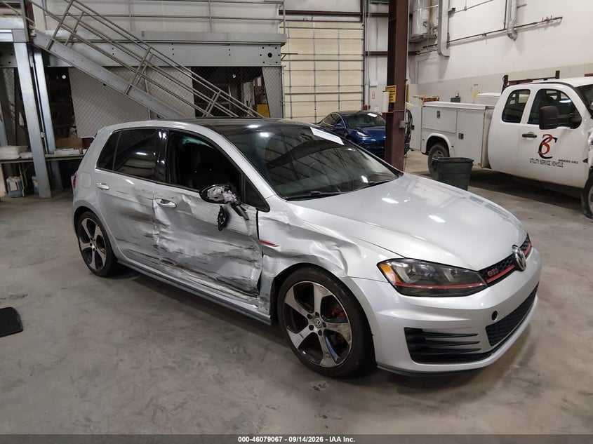 2015 VOLKSWAGEN GOLF GTI 2.0T SE 4-DOOR | 3VW5T7AUXFM063911 | UPCARS