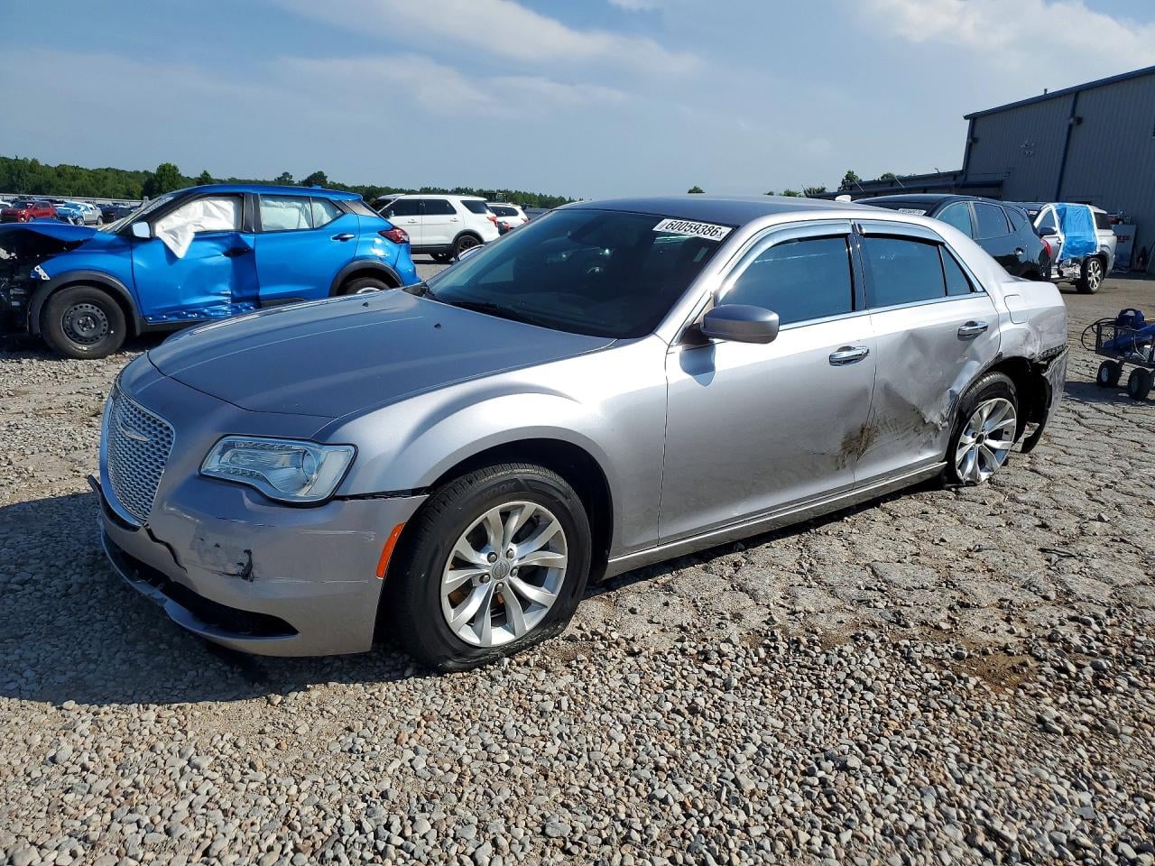 2015 CHRYSLER 300 LIMITED | 2C3CCAAG1FH763224 | UPCARS