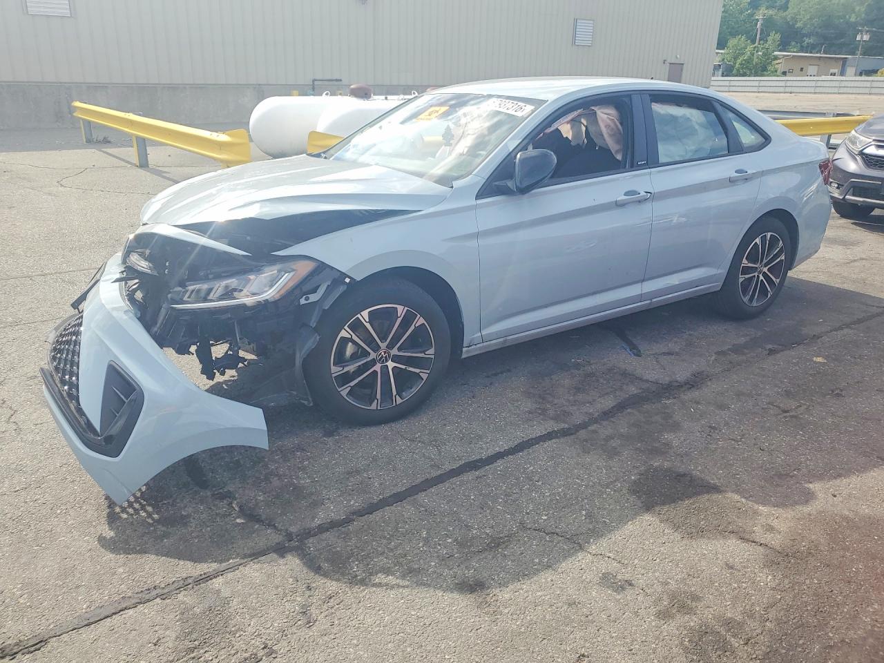 2025 VOLKSWAGEN JETTA SPORT | 3VWBX7BU0SM032358 | UPCARS