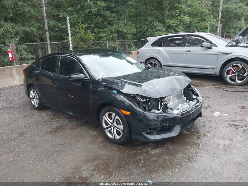 2018 HONDA CIVIC LX | 2HGFC2F59JH567371 | UPCARS