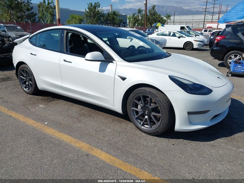 2021 TESLA MODEL 3 STANDARD RANGE PLUS REAR-WHEEL DRIVE | 5YJ3E1EA1MF013708 | UPCARS