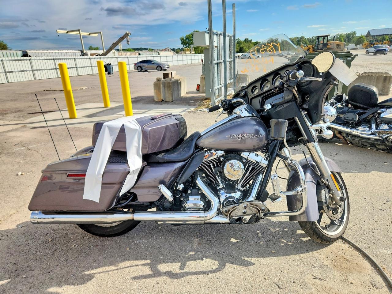 2014 HARLEY-DAVIDSON FL STREET GLIDE | 1HD1KBM1XEB712653 | UPCARS