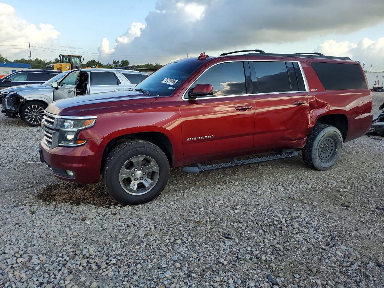 2018 CHEVROLET SUBURBAN K1500 LT | 1GNSKHKC0JR353545 | UPCARS