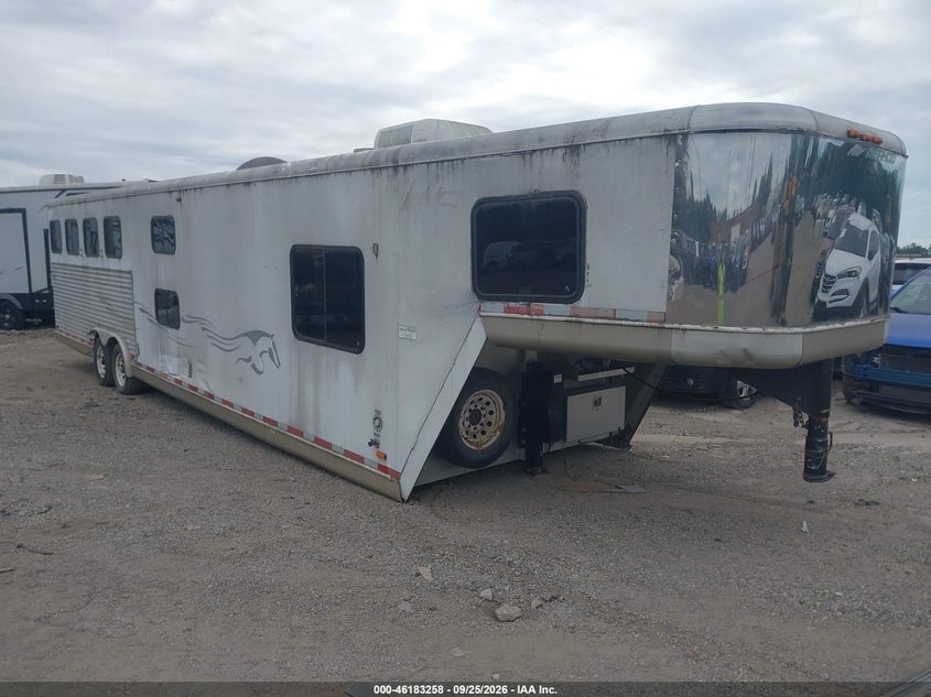 2005 MERLOW INDUSTRIES HORSE TRAILER | 1M9G4402351031026 | UPCARS