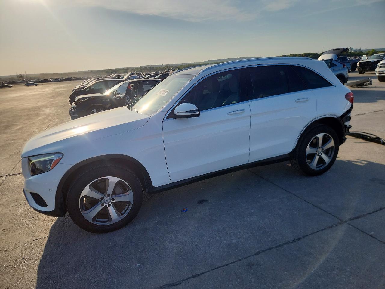 2016 MERCEDES-BENZ GLC-CLASS 300 | WDC0G4JB3GF073738 | UPCARS
