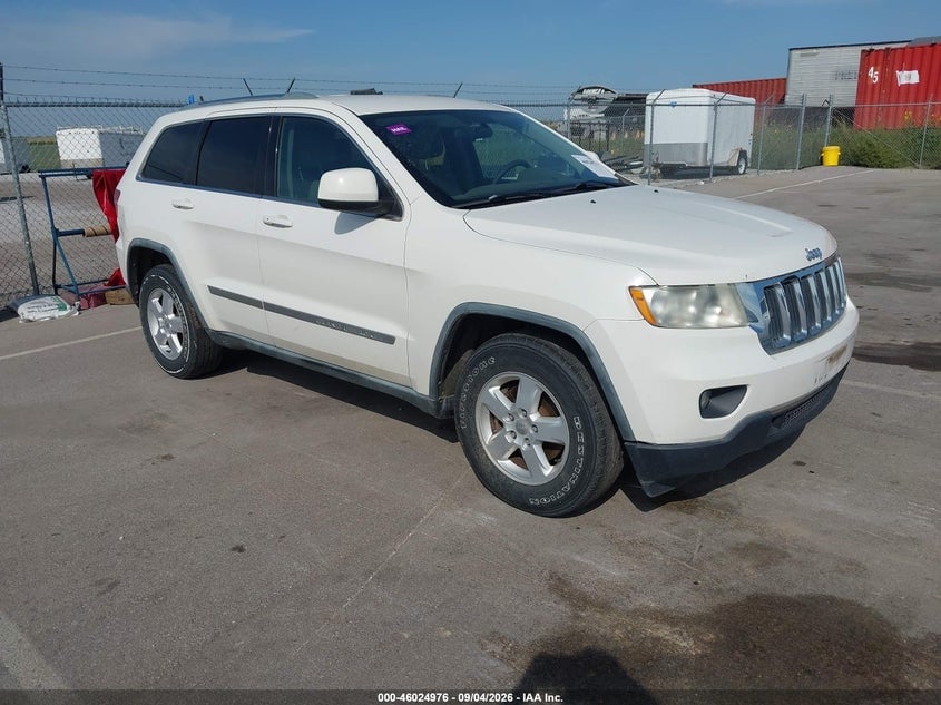 2011 JEEP GRAND CHEROKEE LAREDO | 1J4RR4GG4BC589525 | UPCARS