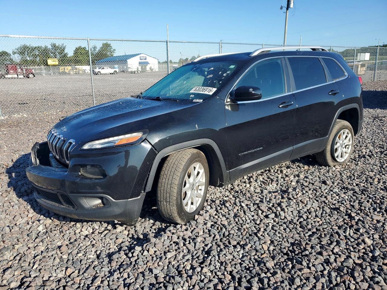 2015 JEEP CHEROKEE LATITUDE | 1C4PJMCB6FW715533 | UPCARS