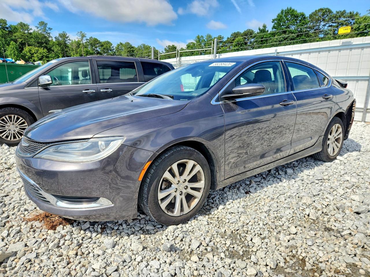 2015 CHRYSLER 200 LIMITED | 1C3CCCAB1FN683932 | UPCARS