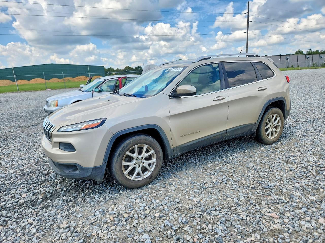 2015 JEEP CHEROKEE LATITUDE | 1C4PJLCS8FW712580 | UPCARS