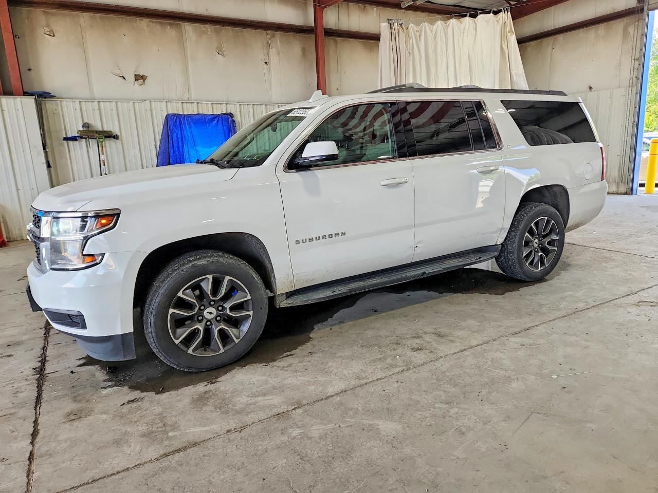 2017 CHEVROLET SUBURBAN K1500 LT | 1GNSKHKC4HR349203 | UPCARS
