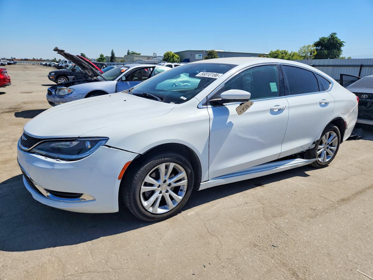 2015 CHRYSLER 200 LIMITED | 1C3CCCAB8FN744001 | UPCARS