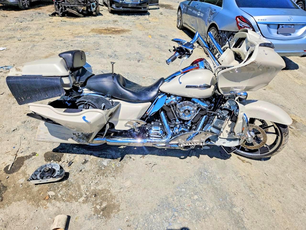 2022 HARLEY DAVIDSON FL ROAD GLIDE | 1HD1KHC1XNB613416 | UPCARS