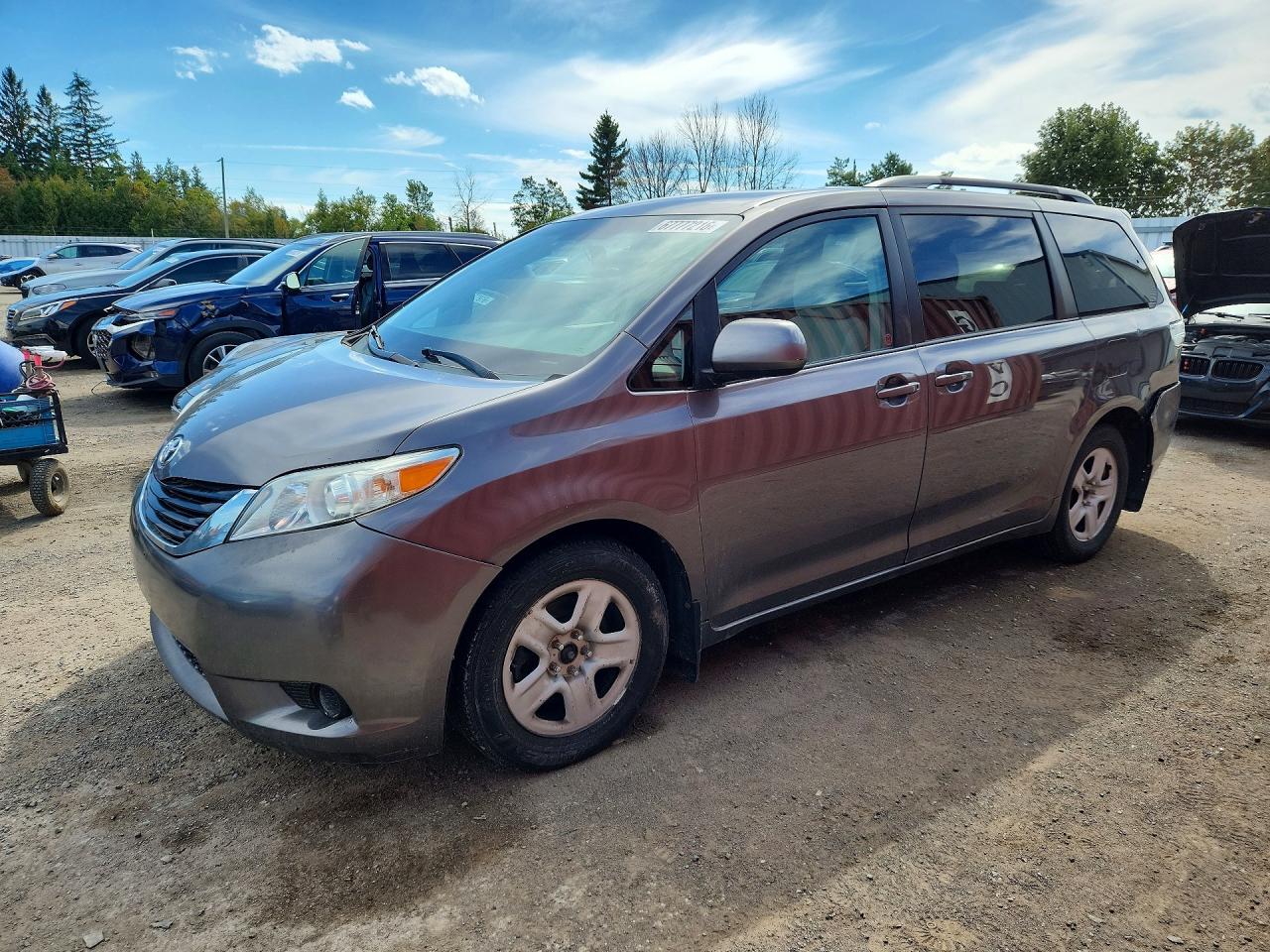 2012 TOYOTA SIENNA LE | 5TDKK3DC5CS226125 | UPCARS