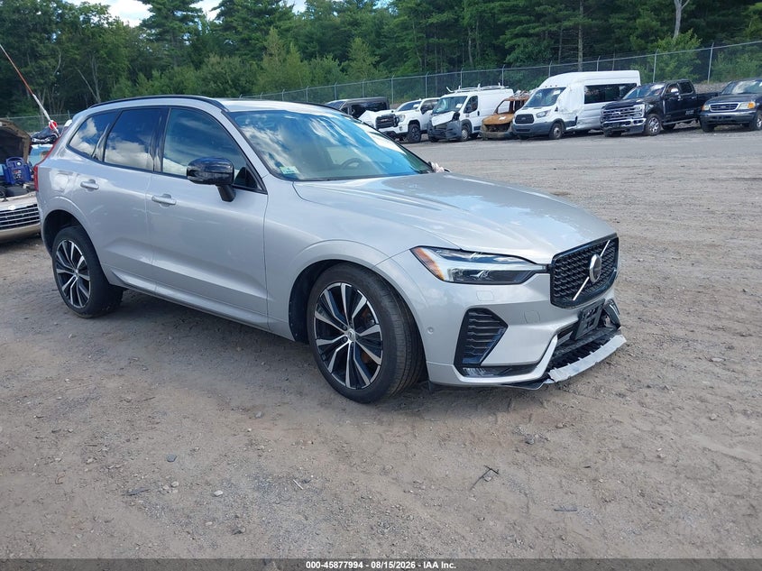 2023 VOLVO XC60 B5 PLUS DARK THEME | YV4L12RWXP1336320 | UPCARS