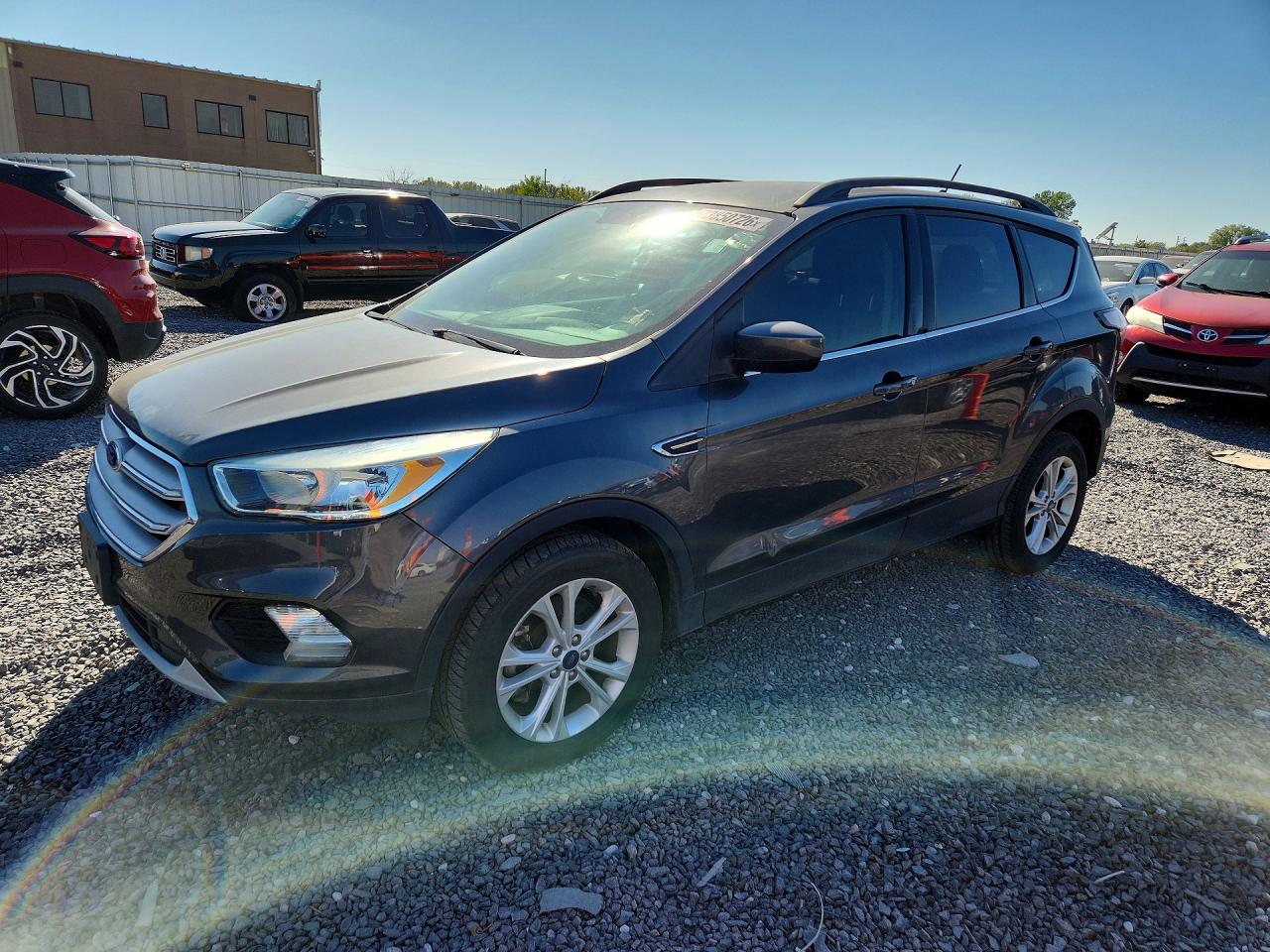 2018 FORD ESCAPE SE | 1FMCU9GD2JUB12125 | UPCARS