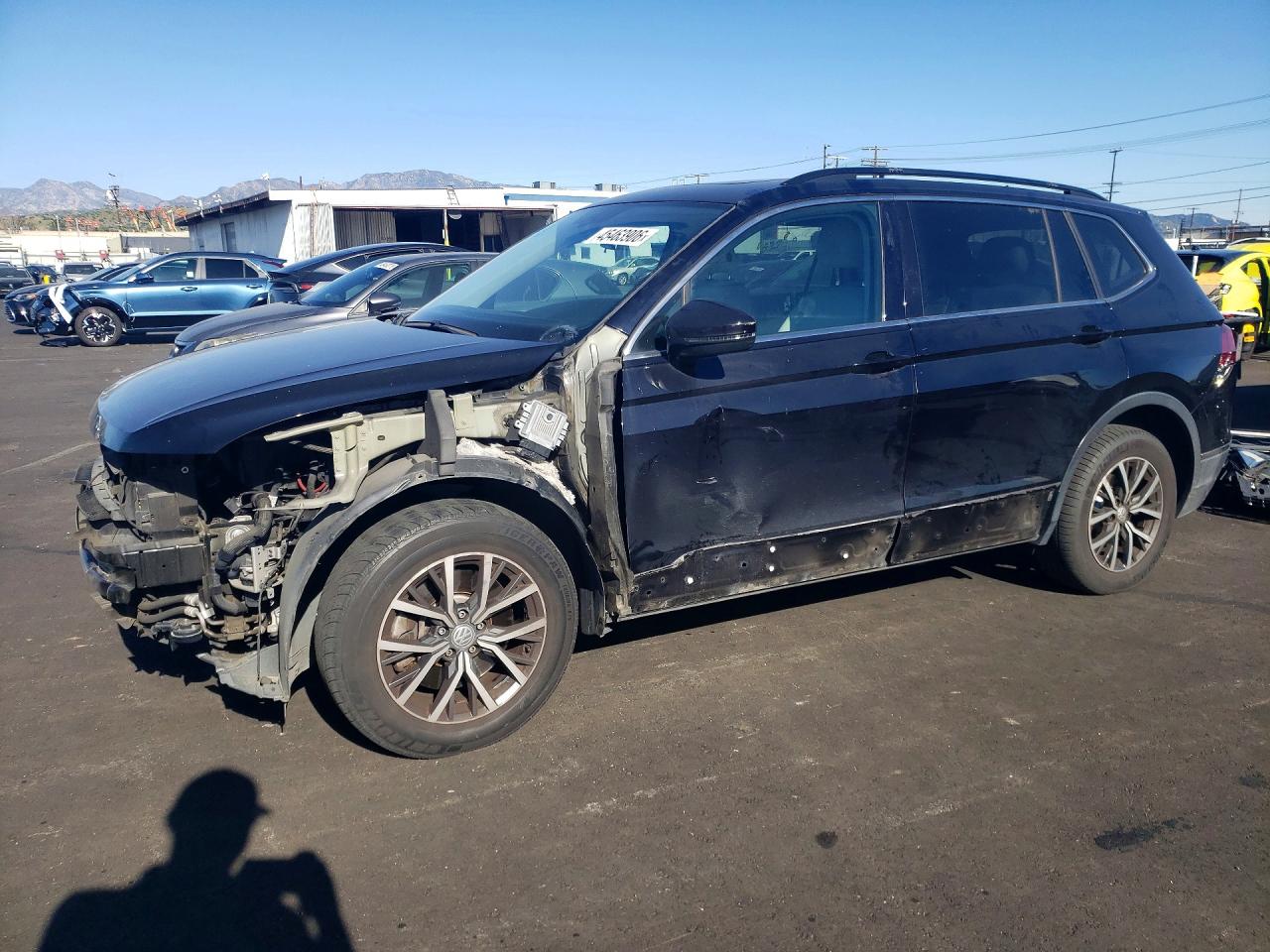 2018 VOLKSWAGEN TIGUAN SE | 3VV3B7AX8JM220045 | UPCARS