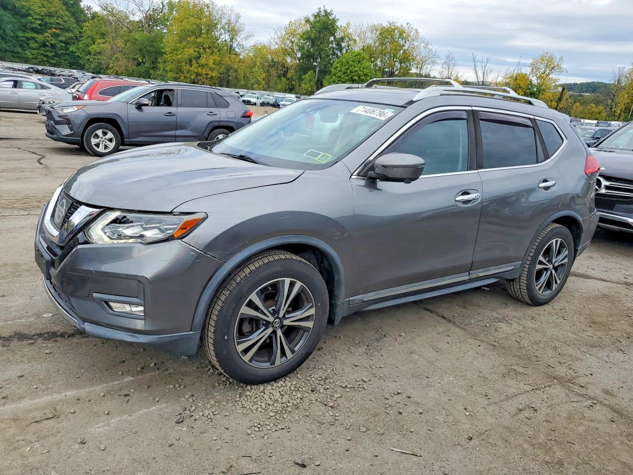 2017 NISSAN ROGUE SL | 5N1AT2MV1HC774048 | UPCARS