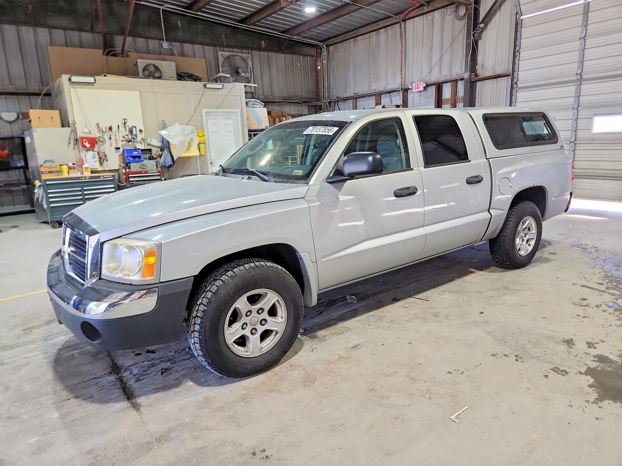 2005 DODGE DAKOTA QUAD SLT | 1D7HW48N05S290914 | UPCARS