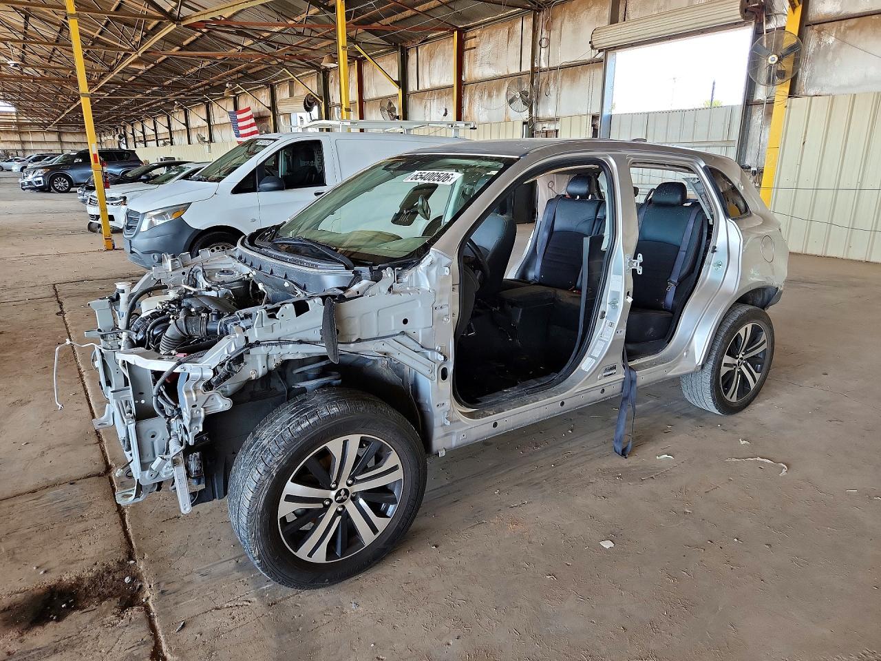 2023 MITSUBISHI OUTLANDER S/SE | JA4ARUAU3PU011753 | UPCARS