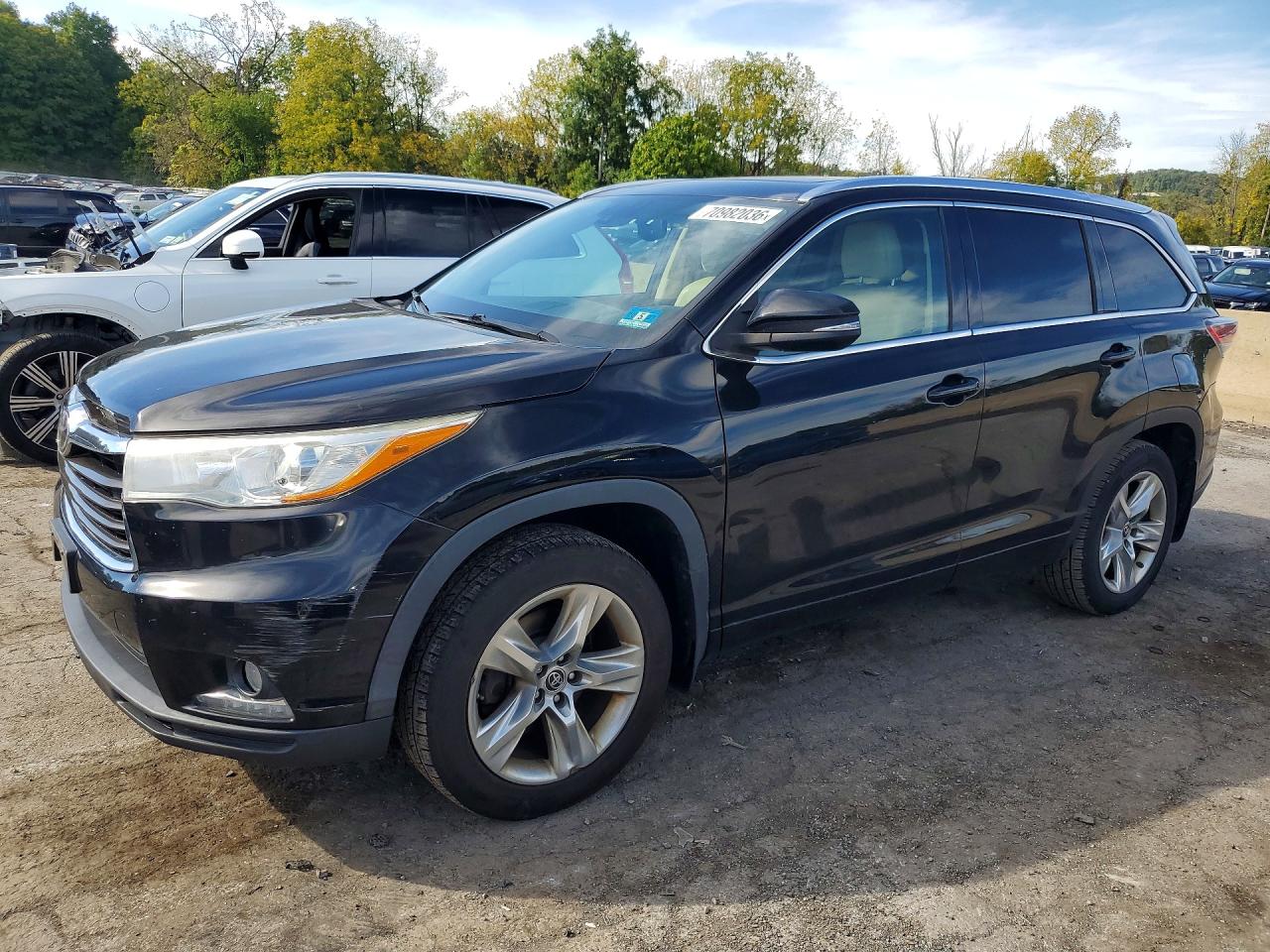 2016 TOYOTA HIGHLANDER LIMITED PLATINUM | 5TDDKRFH8GS269383 | UPCARS
