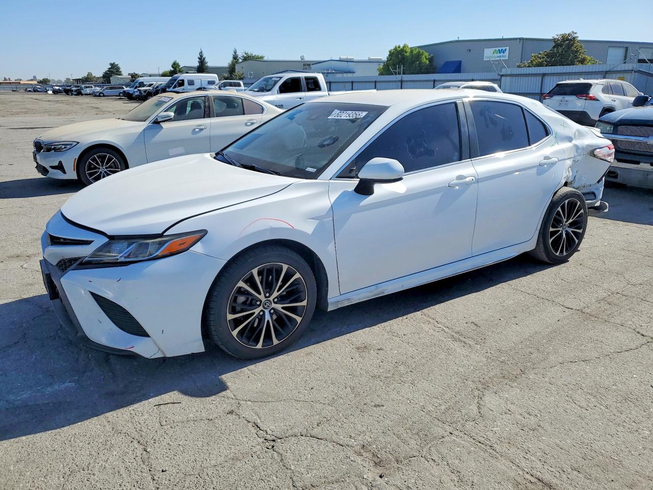 2018 TOYOTA CAMRY SE | 4T1B11HK6JU649468 | UPCARS