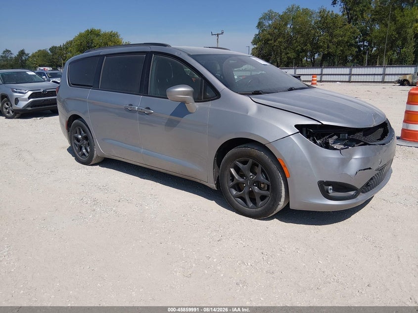 2018 CHRYSLER PACIFICA TOURING L | 2C4RC1BG8JR178311 | UPCARS