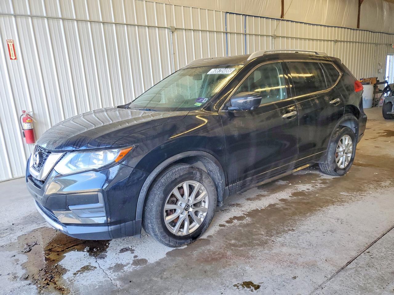 2017 NISSAN ROGUE SV | JN8AT2MV4HW005583 | UPCARS