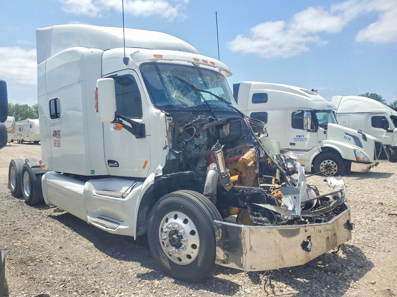 2015 PETERBILT ALL OTHER SEMI TRUCK | 1XPBD49X5FD285220 | UPCARS
