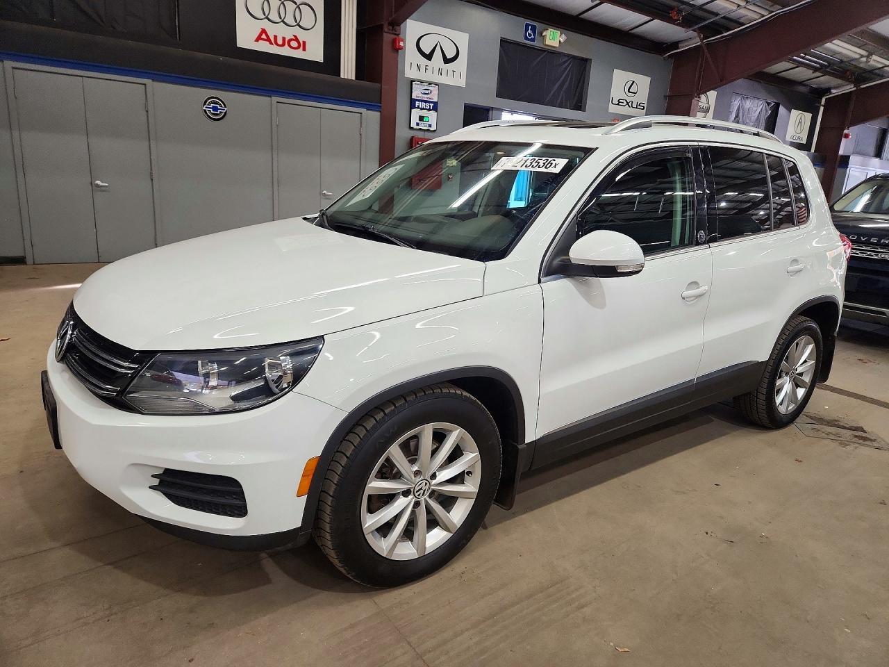 2017 VOLKSWAGEN TIGUAN WOLFSBURG | WVGSV7AXXHW503246 | UPCARS