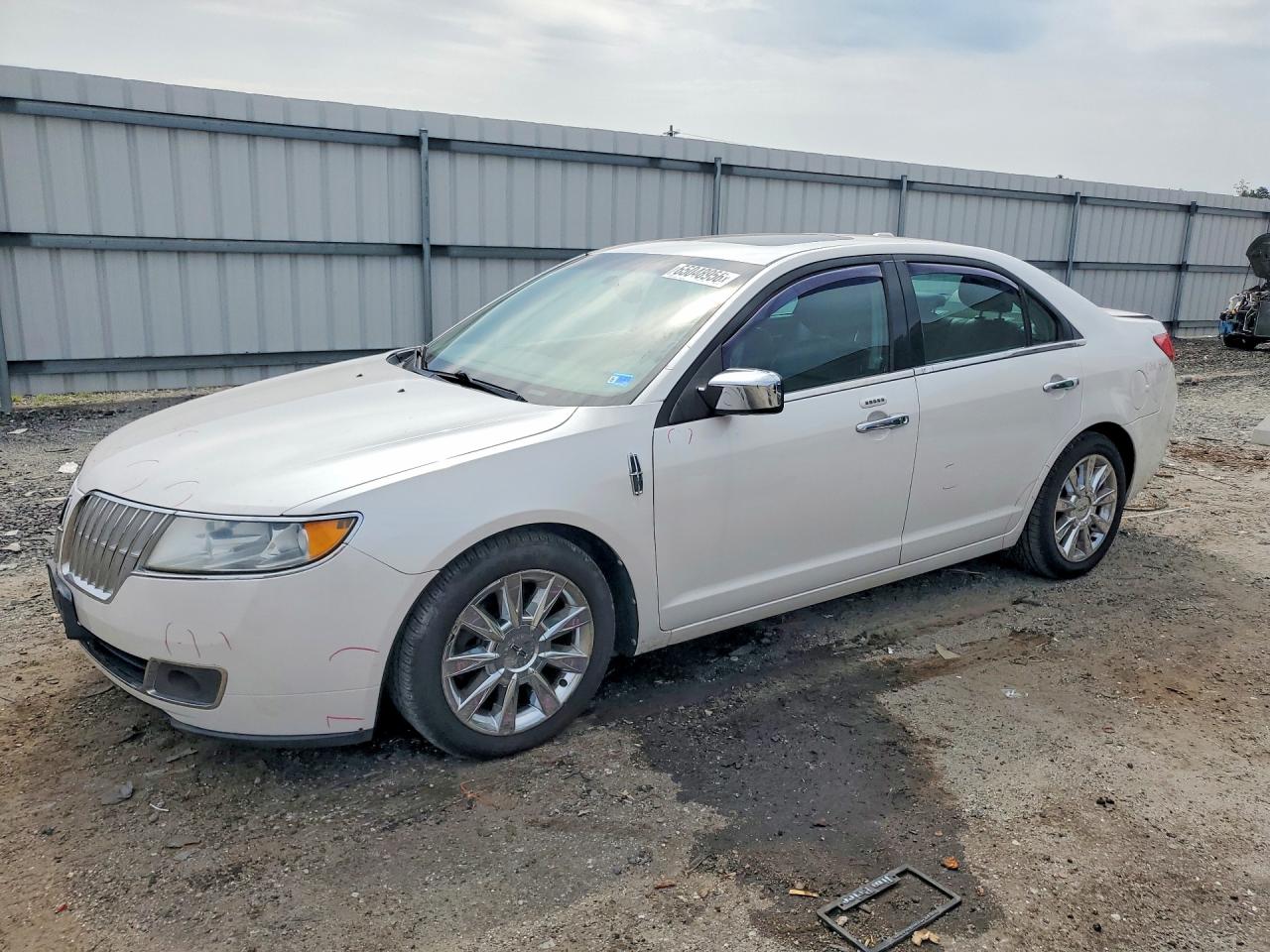 2011 LINCOLN MKZ | 3LNHL2JC2BR771704 | UPCARS