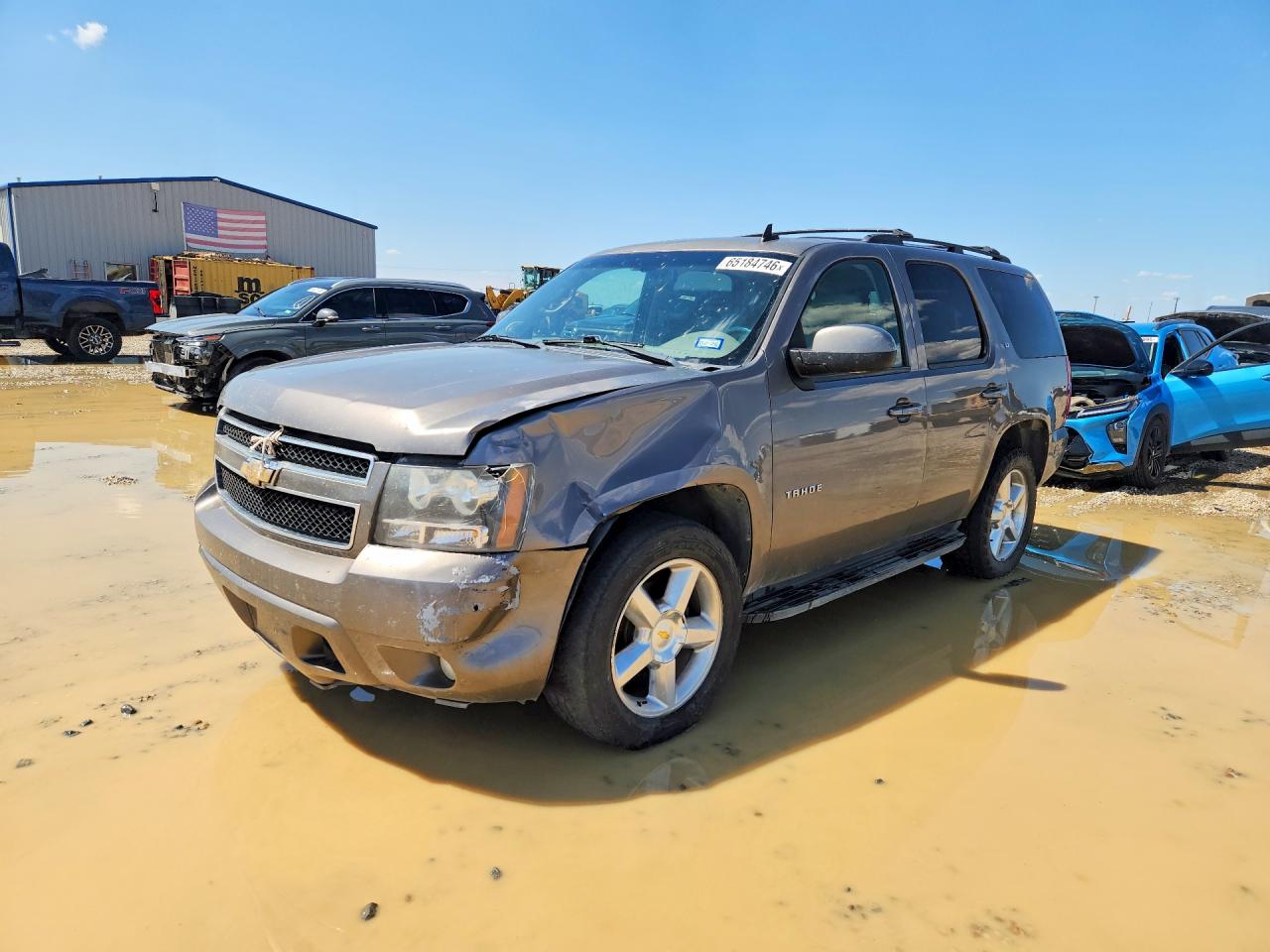 2011 CHEVROLET TAHOE C1500 LT | 1GNSCBE02BR144305 | UPCARS