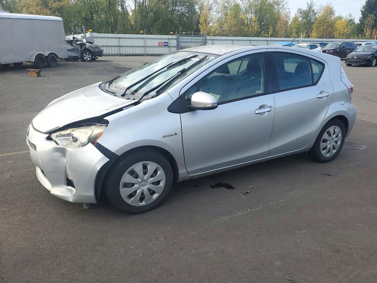 2013 TOYOTA PRIUS THREE | JTDKDTB32D1538432 | UPCARS