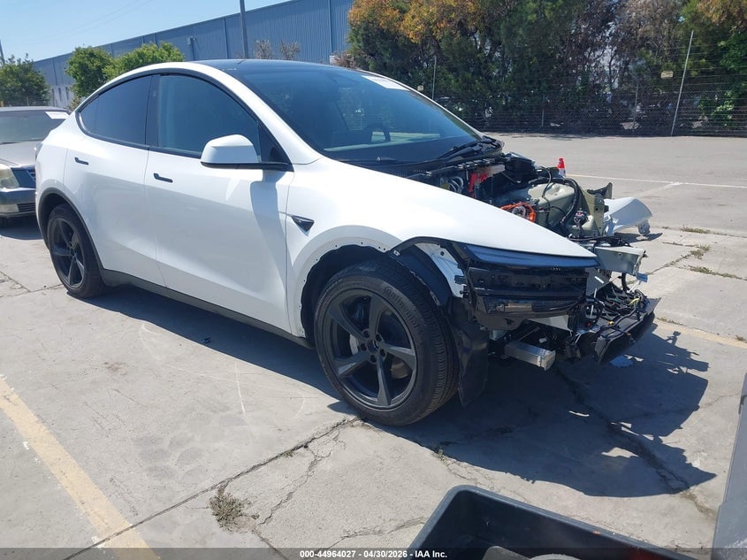 2026 TESLA MODEL Y ALL-WHEEL DRIVE/LONG RANGE LAUNCH SERIES/PREMIUM ALL-WHEEL DRIVE | 7SAYGDEEXTF453996 | UPCARS