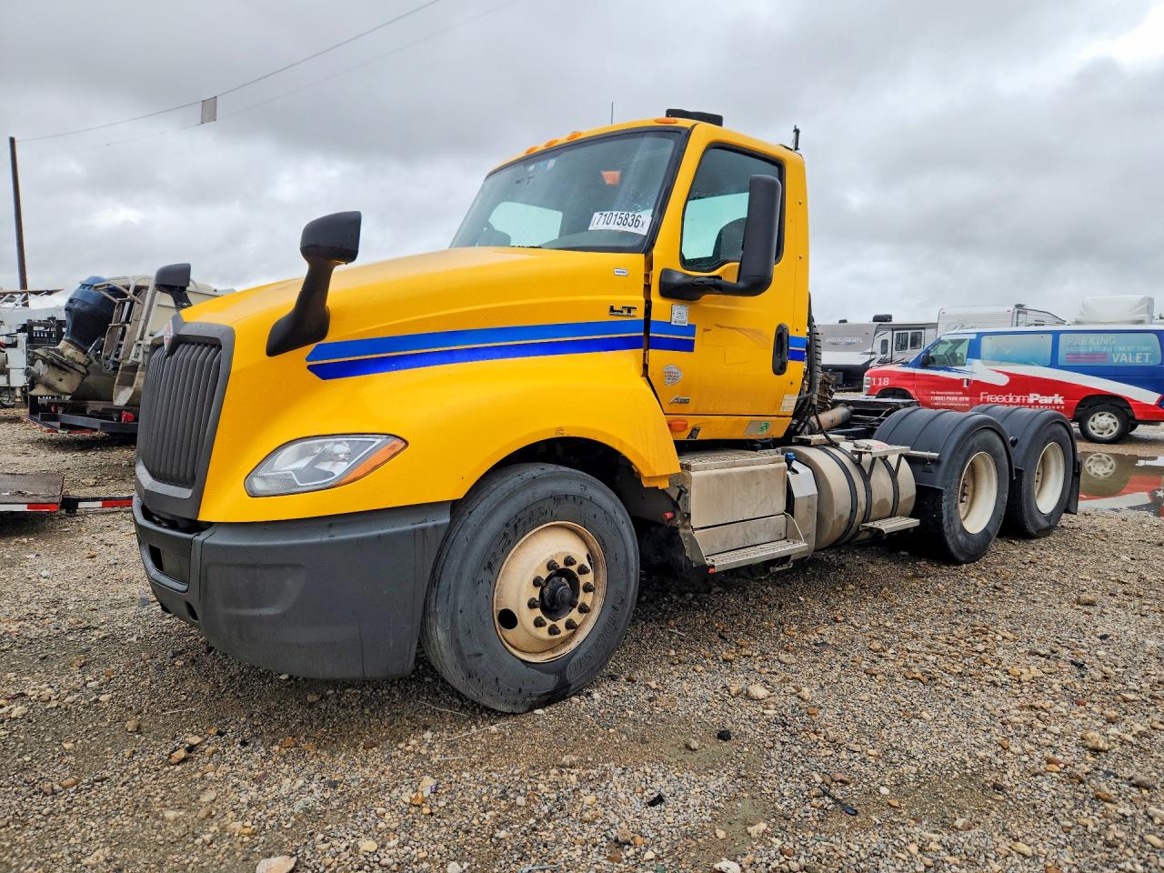 2022 INTERNATIONAL ALL OTHER SEMI TRUCK | 3HSDZTZR2NN203388 | UPCARS
