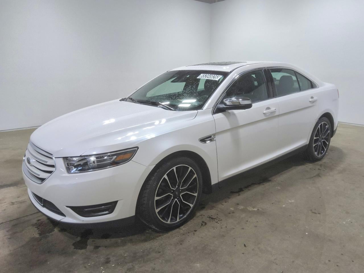 2018 FORD TAURUS LIMITED | 1FAHP2J85JG121071 | UPCARS