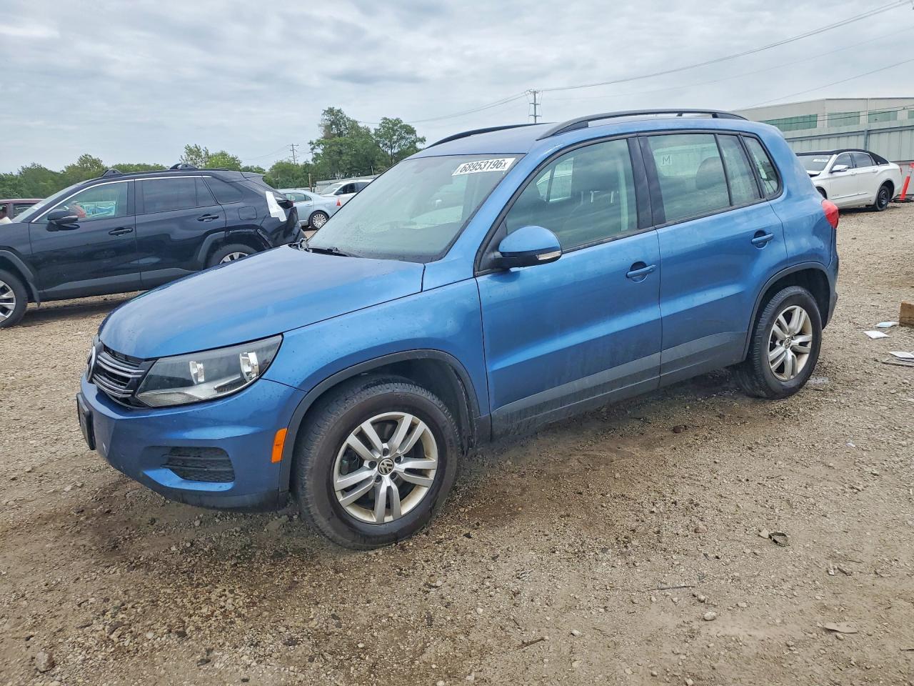 2017 VOLKSWAGEN TIGUAN S | WVGBV7AX8HW501981 | UPCARS