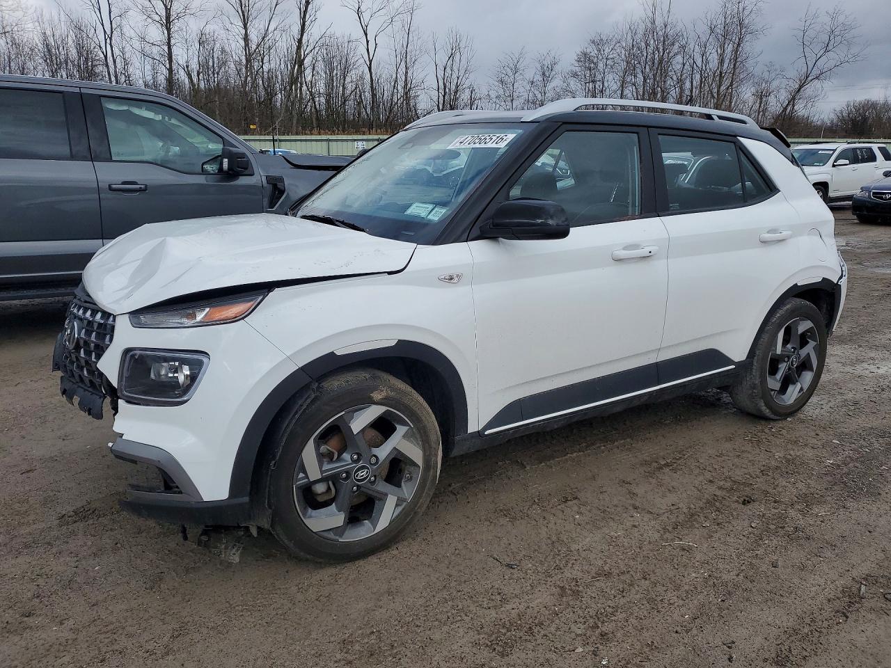 2025 HYUNDAI VENUE LIMITED | KMHRC8A34SU352978 | UPCARS