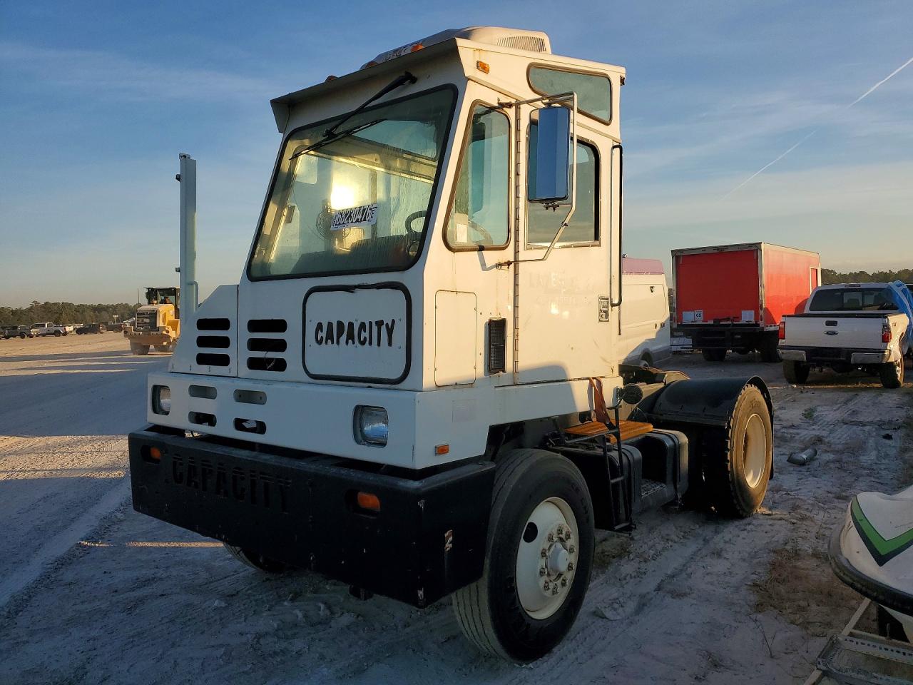 2003 CAPACITY TJ5000 YARD TRUCK | 4LMBB21153L013849 | UPCARS