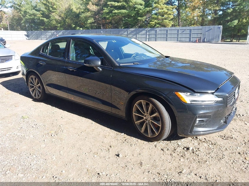 2021 VOLVO S60 T5 MOMENTUM | 7JR102TZ4MG108632 | UPCARS