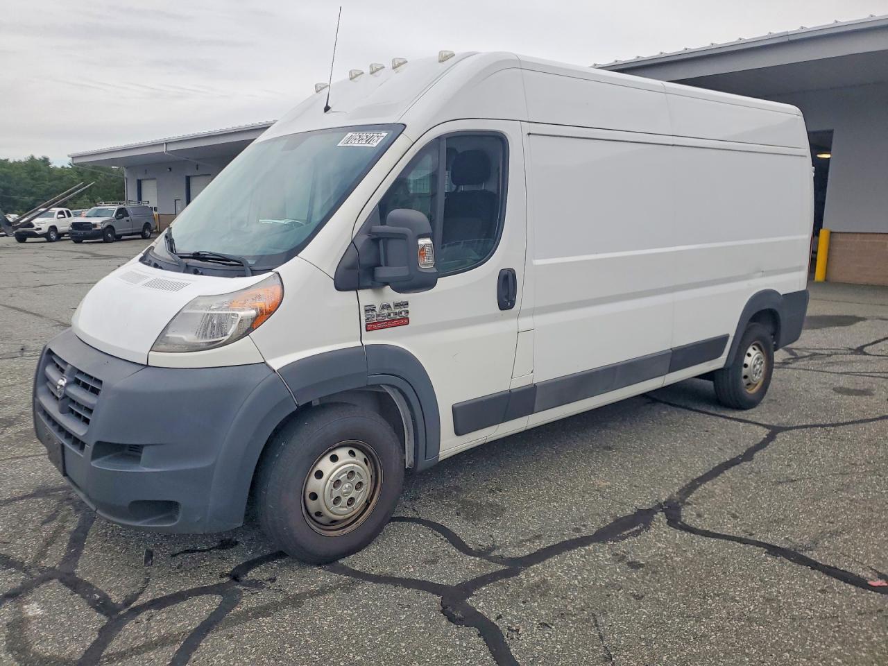 2014 RAM PROMASTER 2500 HIGH | 3C6TRVDG5EE117358 | UPCARS