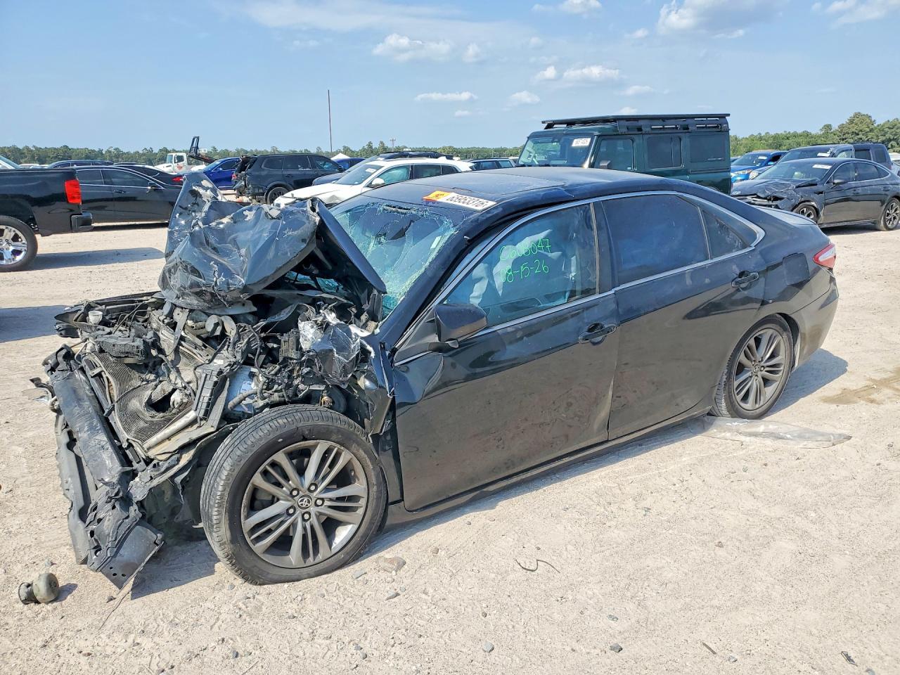 2015 TOYOTA CAMRY SE | 4T1BF1FK6FU494237 | UPCARS