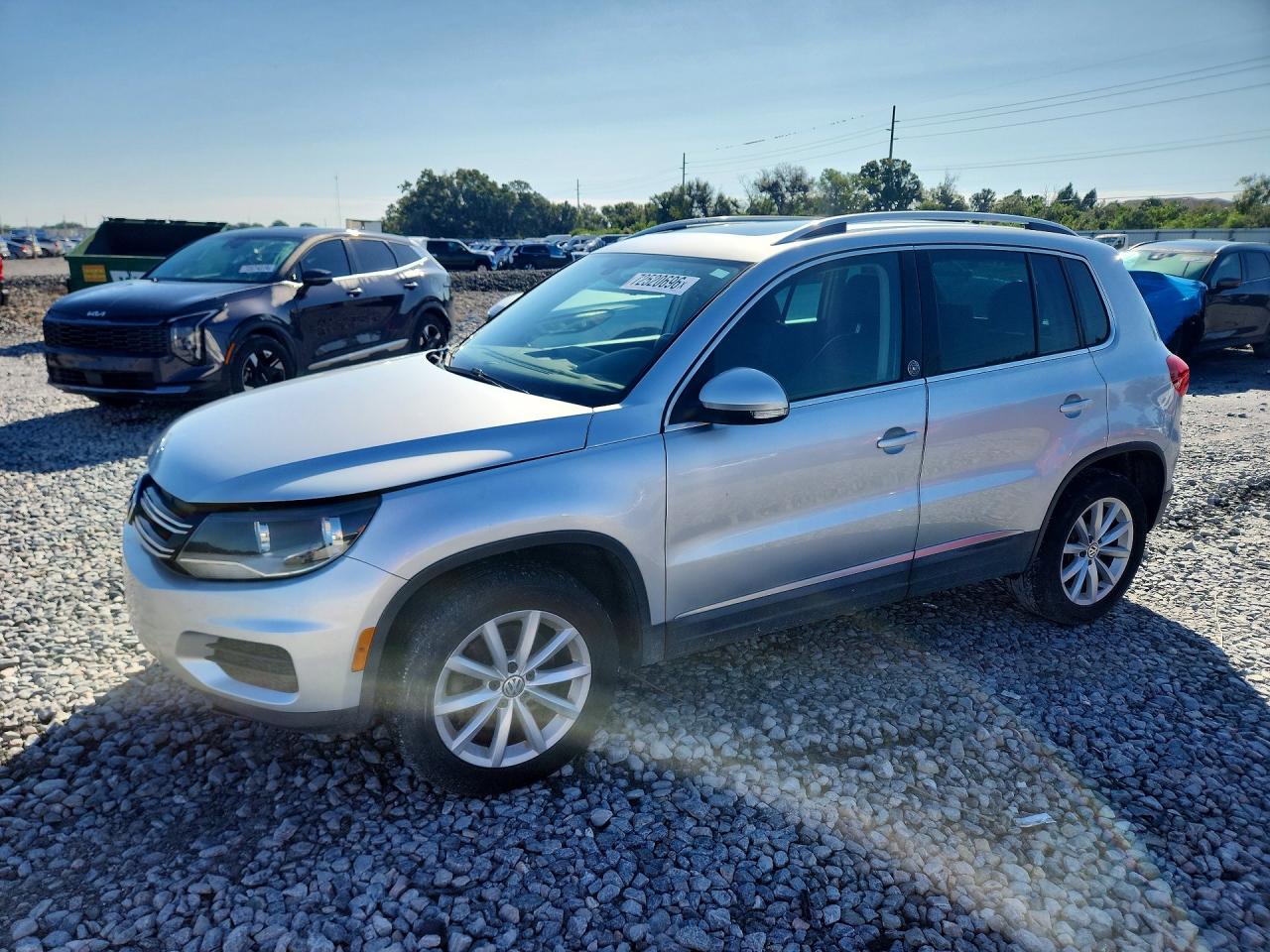 2017 VOLKSWAGEN TIGUAN WOLFSBURG | WVGRV7AX7HK007150 | UPCARS