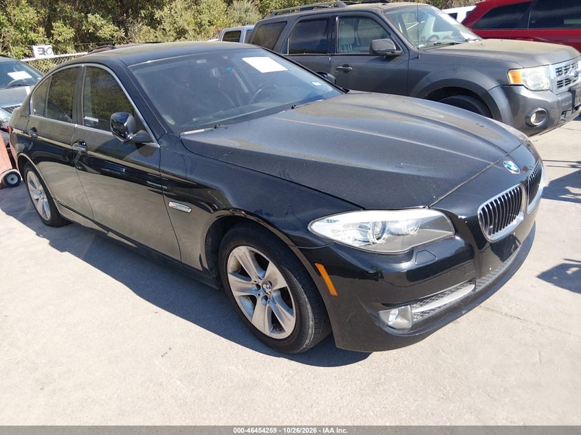 2013 BMW 528I XDRIVE | WBAXH5C50DDW15719 | UPCARS