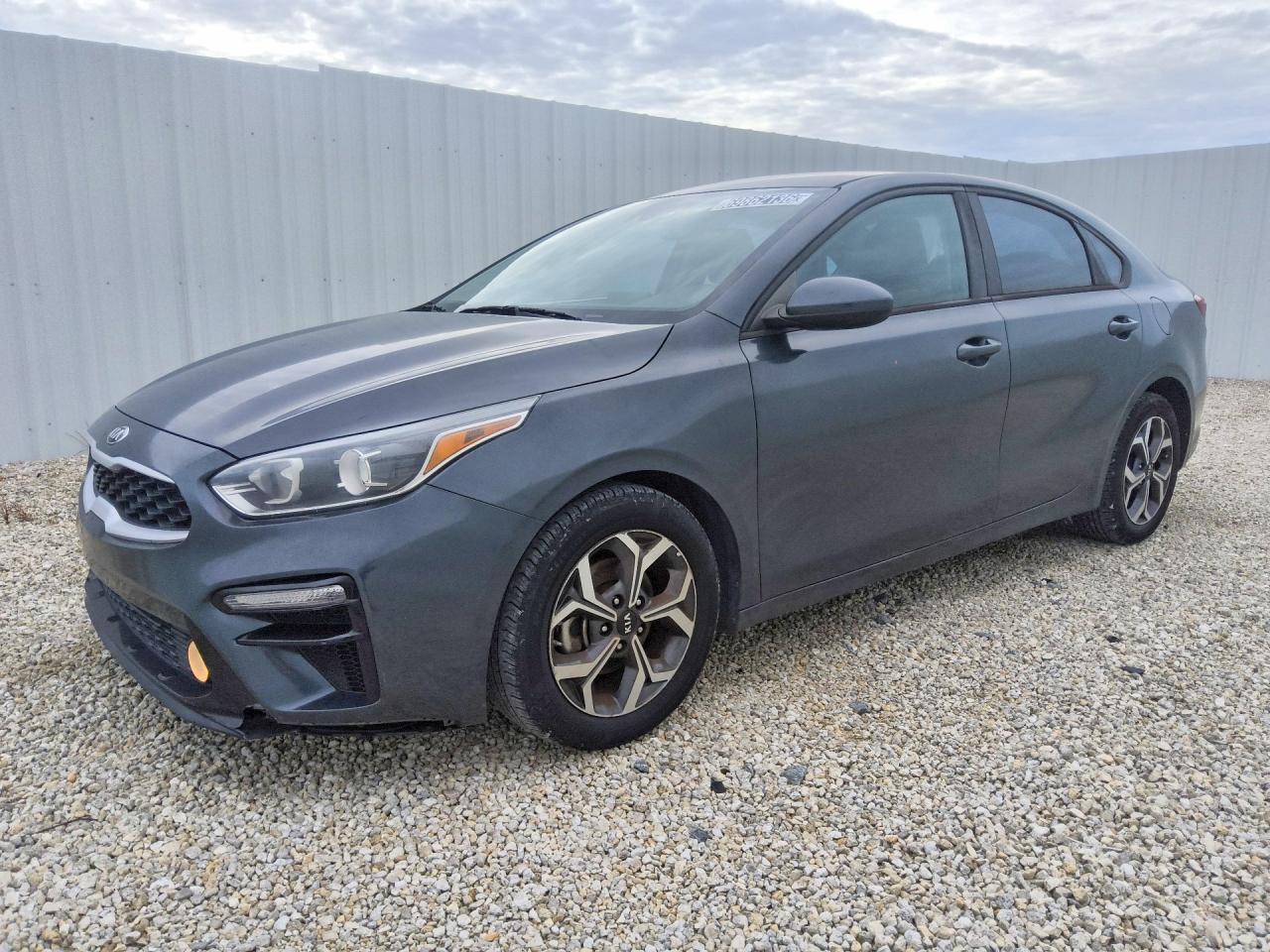 2021 KIA FORTE LXS | 3KPF24AD5ME284963 | UPCARS