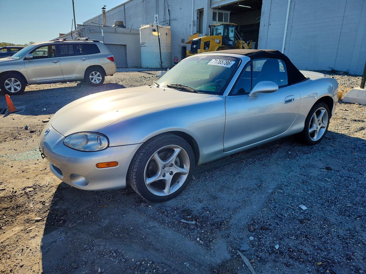2003 MAZDA MX5 BASE | JM1NB353X30312884 | UPCARS