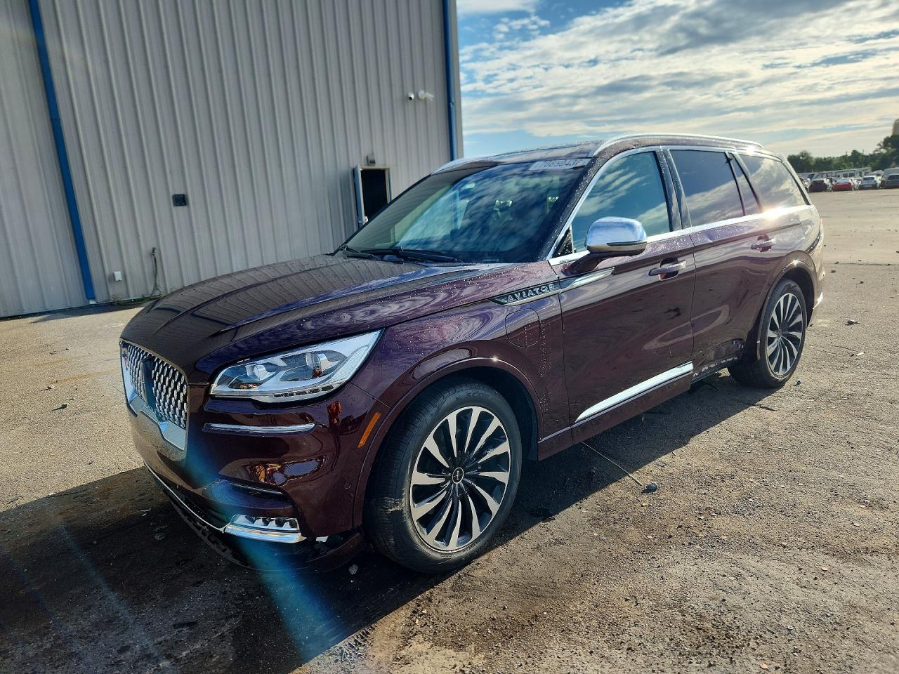 2022 LINCOLN AVIATOR BLACK LABEL GRAND TOURING | 5LMYJ9YY8NNL01634 | UPCARS