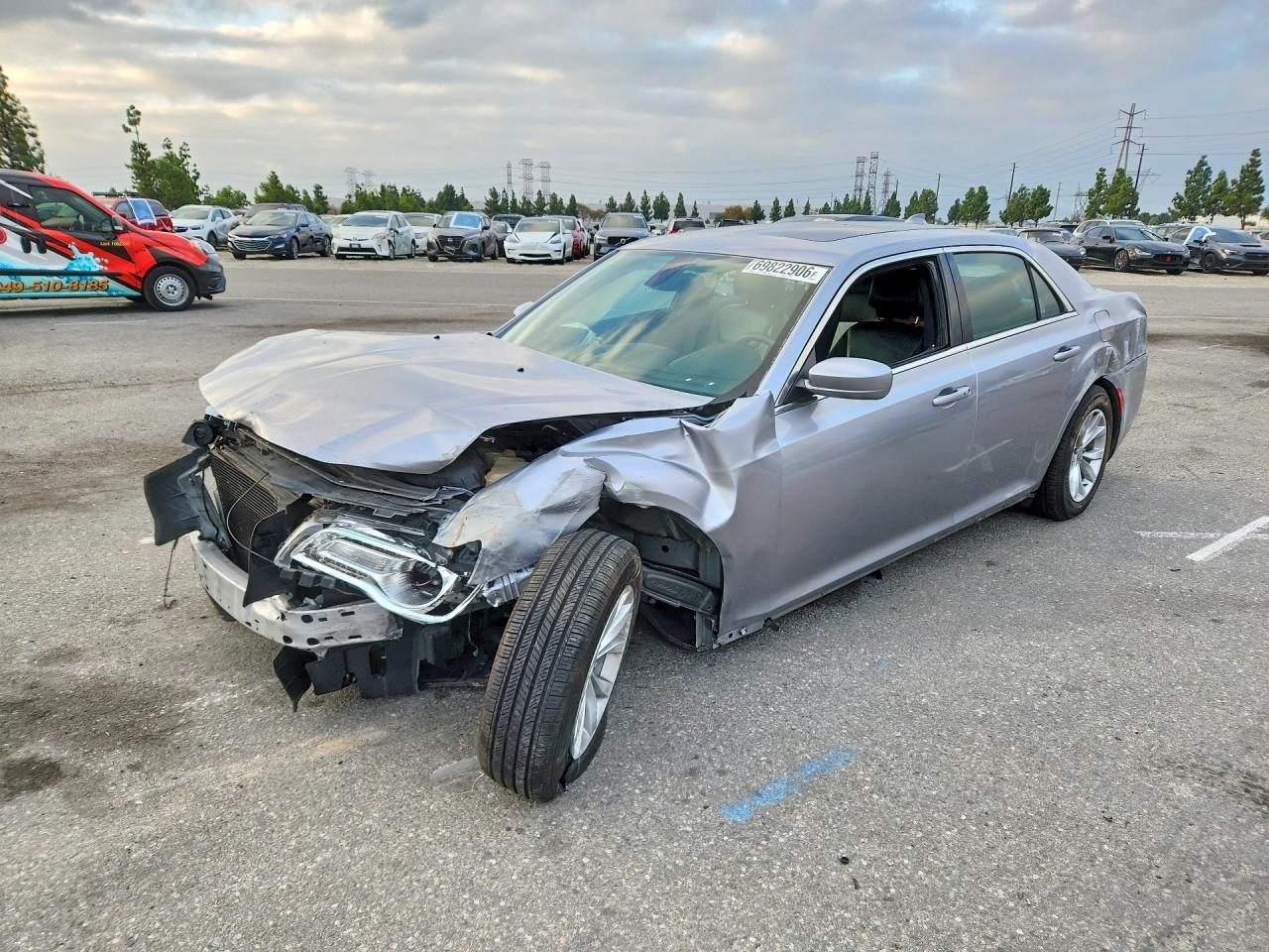 2015 CHRYSLER 300 LIMITED | 2C3CCAAGXFH930776 | UPCARS