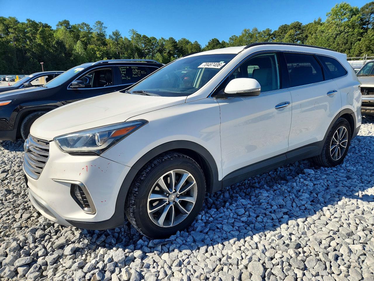 2017 HYUNDAI SANTA FE SE | KM8SNDHF3HU254294 | UPCARS