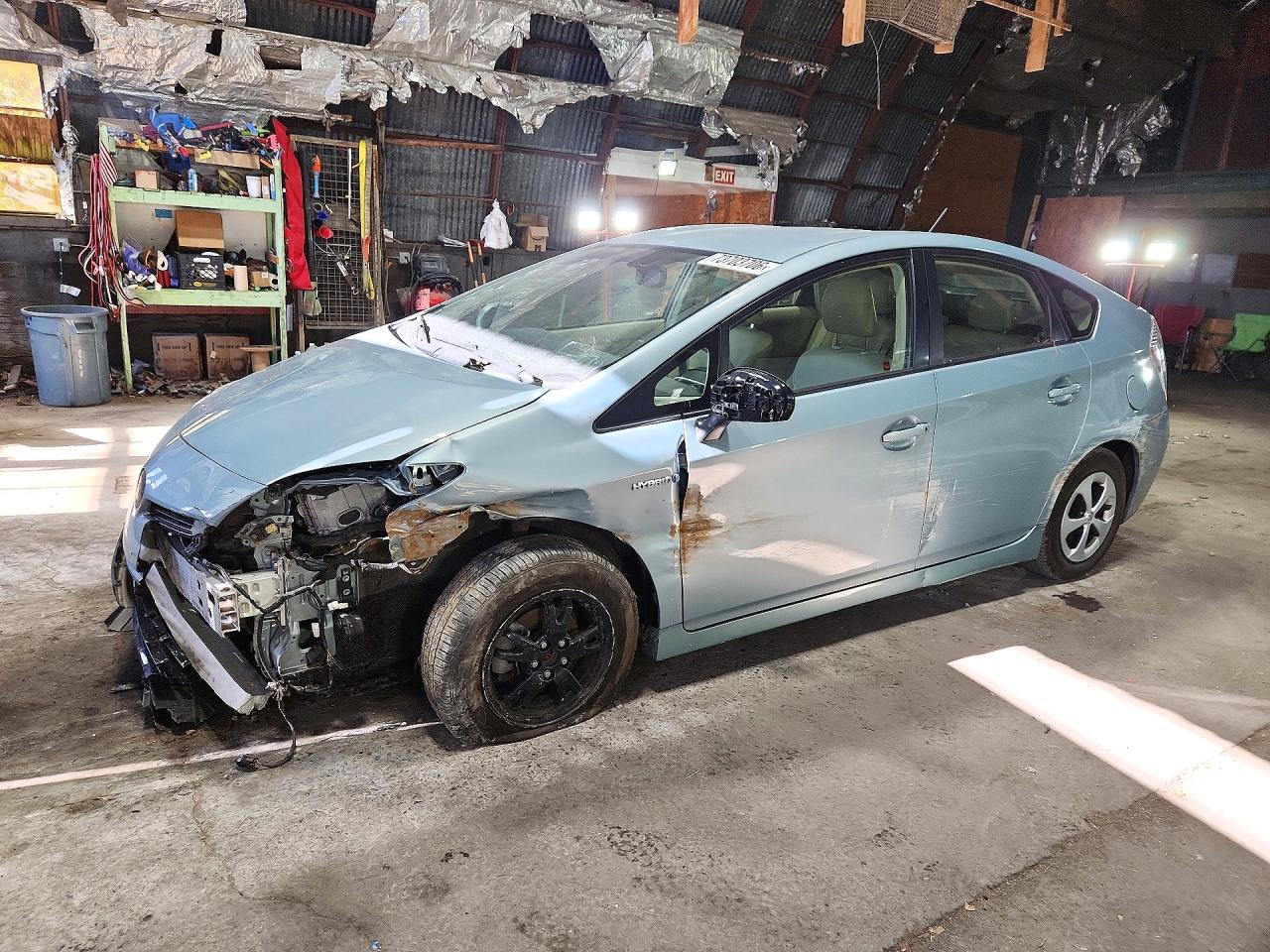 2013 TOYOTA PRIUS FOUR | JTDKN3DU9D1673118 | UPCARS