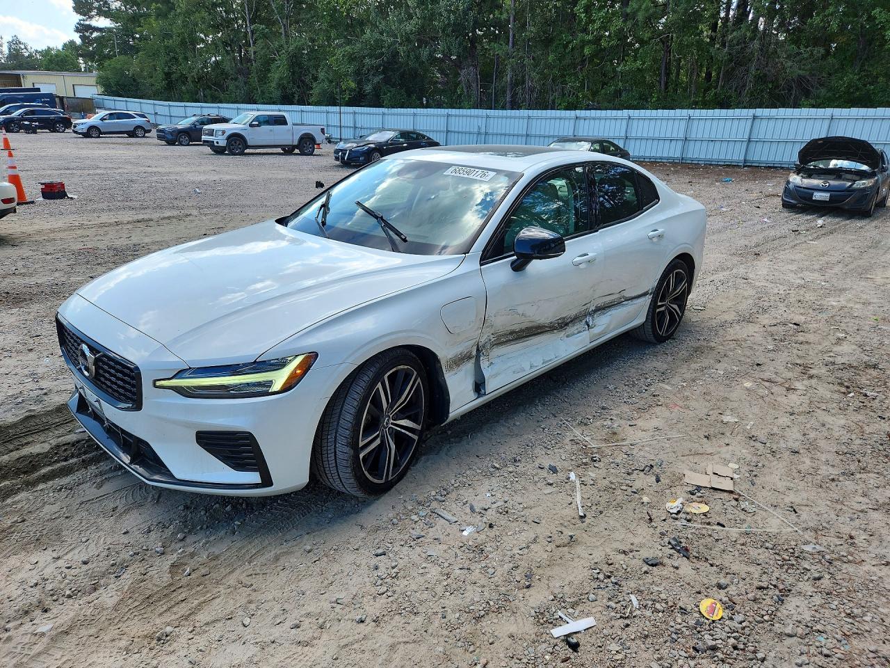 2021 VOLVO S60 T8 RECHARGE R-DESIGN | 7JRBR0FZ2MG103472 | UPCARS